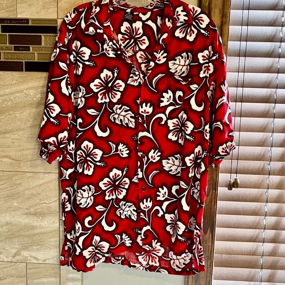 Hibiscus Collection Hawaiian Mens Shirt XL Short Sleeve Red Hawaiian Button Up - Picture 6 of 8